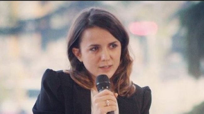 Rudina Hajdari thirrje për bòjkot opozitë parlamentare