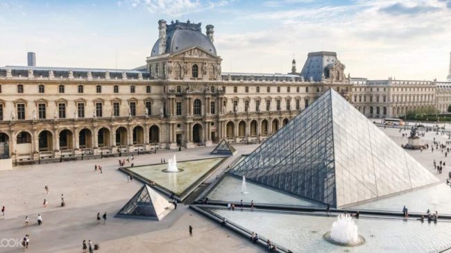Muzeu Louvre përgatitet të rihapet me 6…