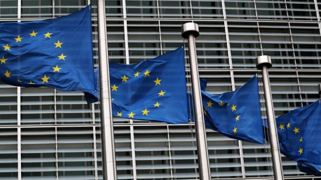 BE kërkon llogari nga AstraZeneca për vonesat…