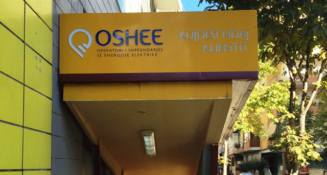 Grabitet zyra e OSHEE në Tiranë! Punonjësit…