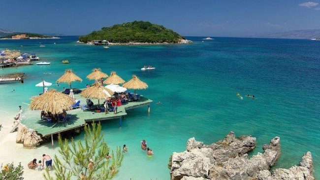 Turizmi shqiptar mund të humbë 3.5 milion…