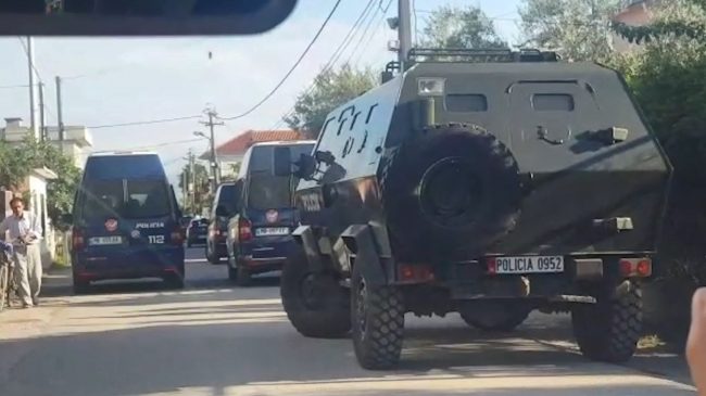 RENEA rrethon Pogradecin, arreston të shumëkërkuarin në…