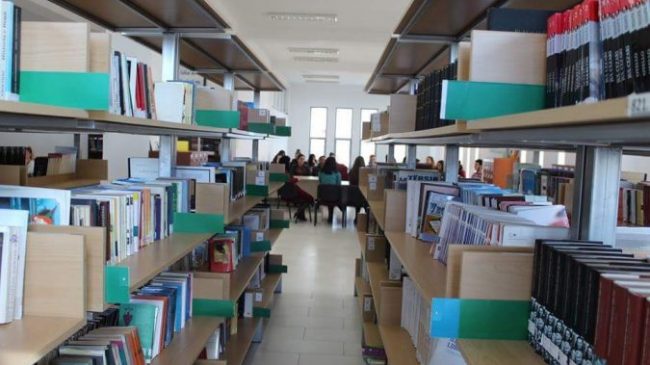 Cóvid-19 futet në bibliotekën e Durrësit, 4…