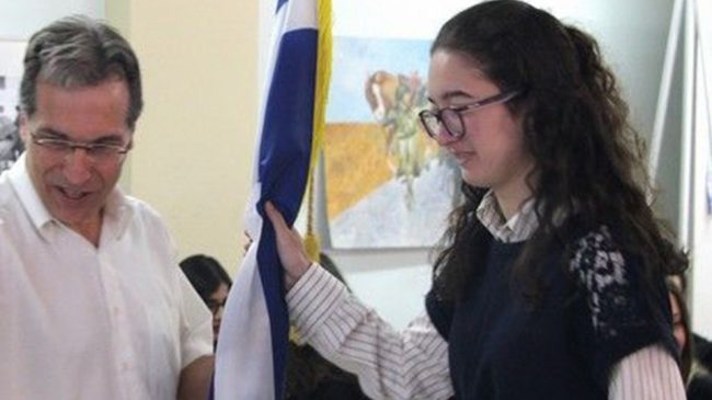 Studentja shqiptare shpallet më e mira në…