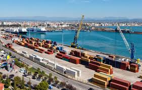 Porti i Durrësit/ Dritëhijet e projektit të…