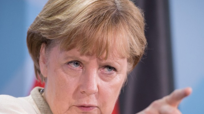 Angela Merkel dënon dëbimin të diplomatëve gjermanë…
