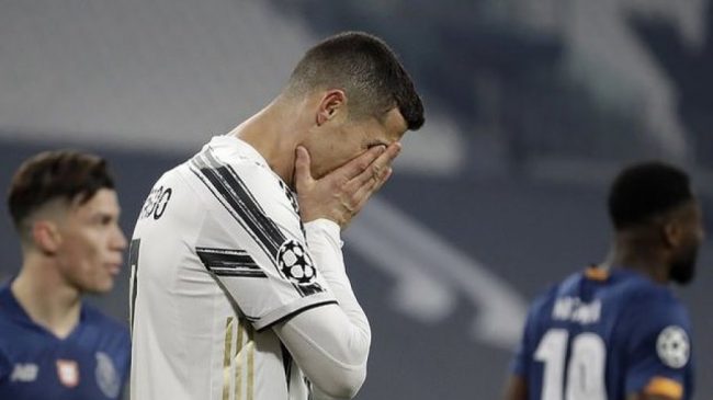 E bujshme/ Ronaldo bën gati valixhet, Juventusi…