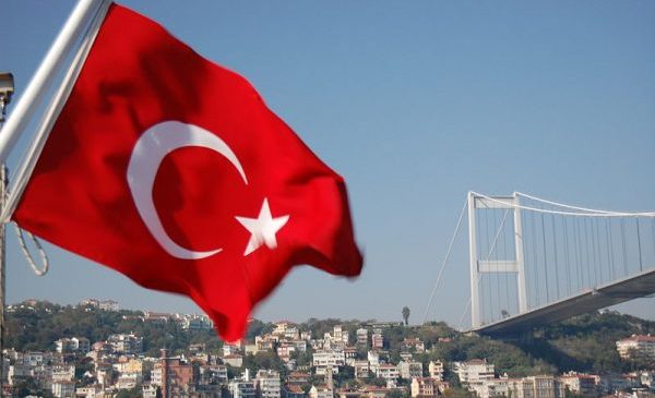Tjetër valë arrestimesh në Turqi/ Mbi 180…