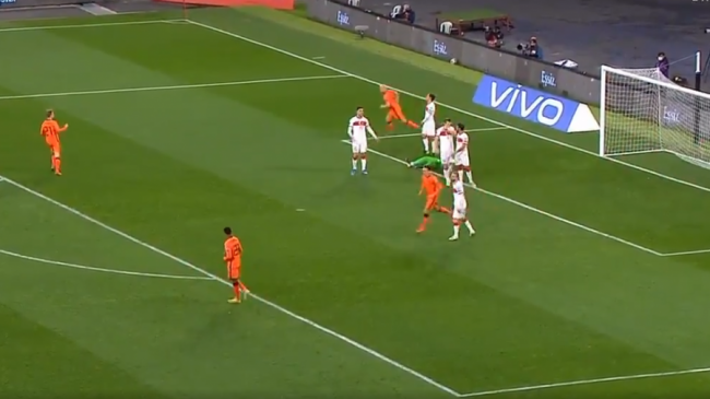 ‘Zgjohet’ Holanda/ E pabesueshme, shënon dy gola…