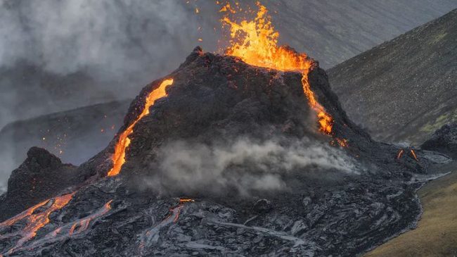 10 fotot më ‘të çmendura’ të vullkanit…