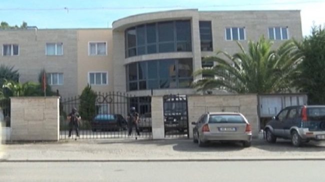 Përplasja me armë në Mamurras, Gjykata e…