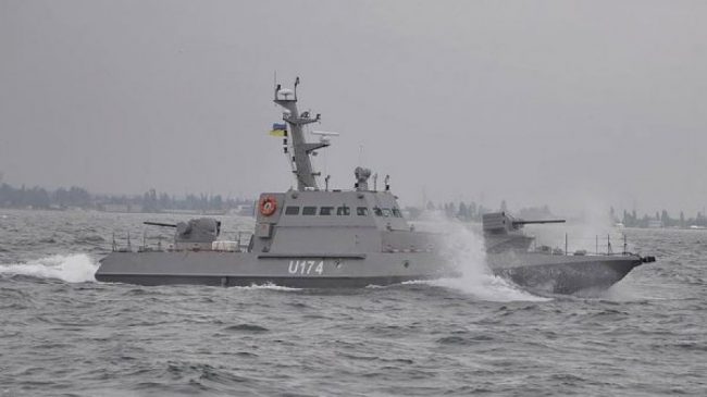 Ukraina kërcënon se do të godasë anijet…
