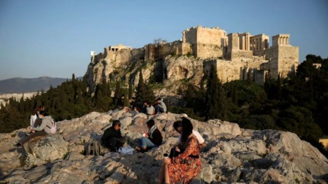 Ngarkesa virale në Athinë në nivelin më…