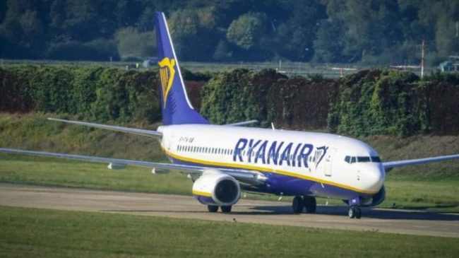 Ishte nisur për Poloni, avioni irlandez detyrohet…