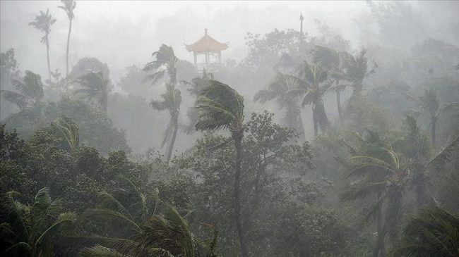 Kinë, stuhia e erës shkakton 10 të…