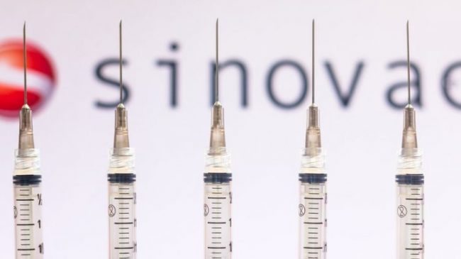 OBSH miraton përdorimin e vaksinës kineze Sinovac,…