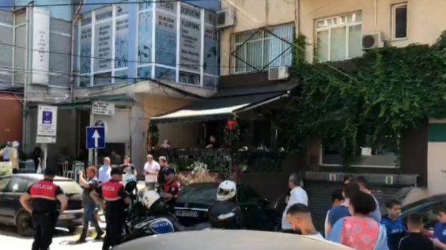 Tragjedia pranë Gjykatës së Tiranës, shoqërohet një…