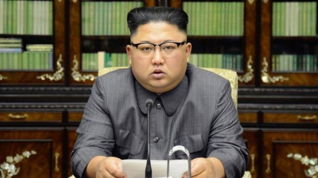 Kim Jong-un: Kush vishet dhe qethet si…