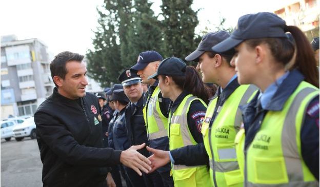 Shkrini Policinë Bashkiake të Tiranës