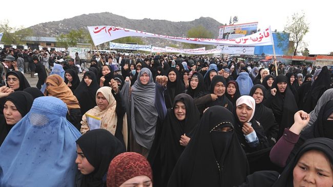 VIDEO/ Gratë trime afgane protestojnë me guxim…