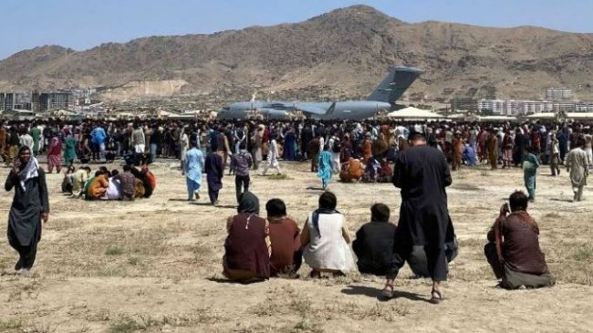 Trazirat në aeroportin e Kabulit, vritet një…