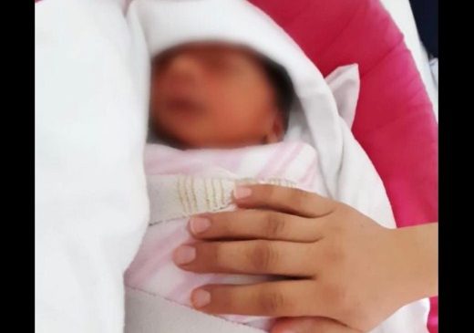 Fëmija i parë afgan i lindur në…