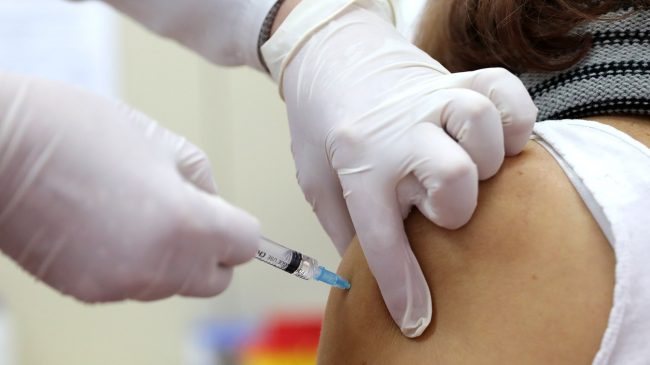 Vaksinim i detyruar për punonjësit e shëndetësisë,…
