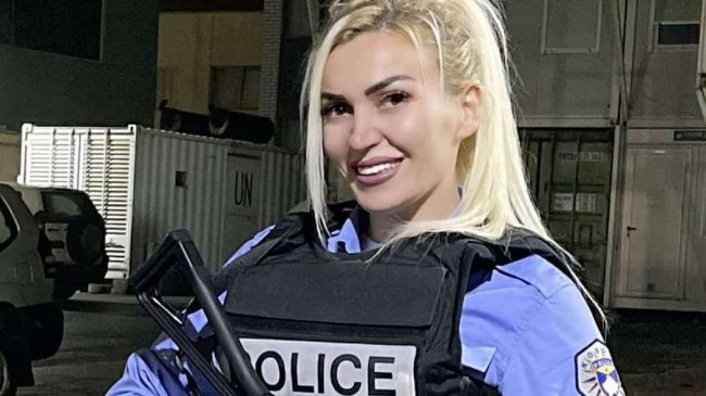 E armatosur dhe ‘sensuale’! Policja shqiptare ‘çmend’…