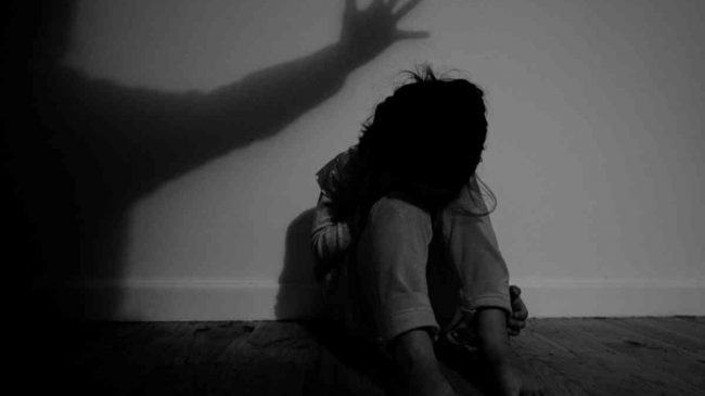Psikologia: Ka raste abuzimi seksual edhe me…