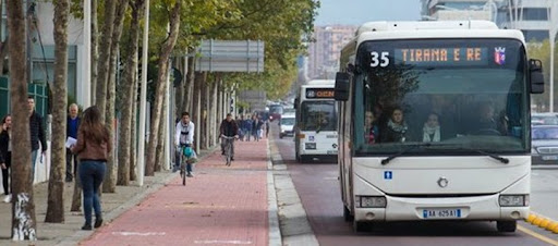Përgjysmuan numrin e urbanëve, transporti publik: Nëse…