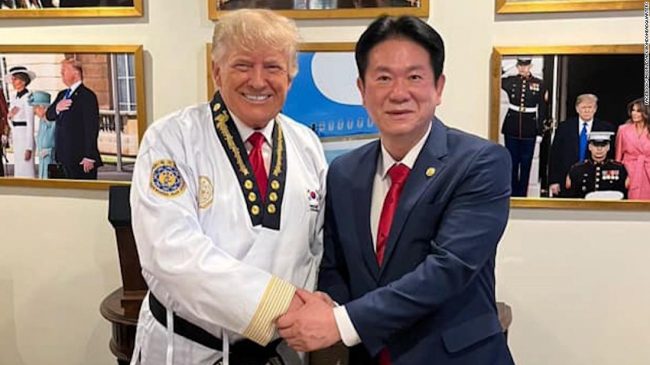 Trump merr rrip të zi në Taekwondo