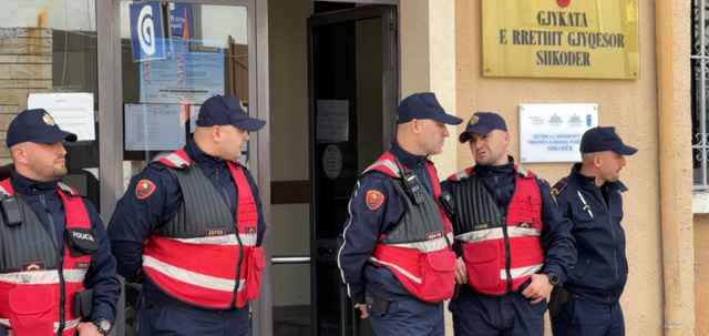 Mashtrimi për investime në bursa/ Gjykata e&hellip;