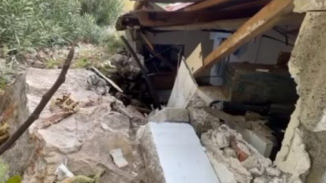 Shëngjin| Guri bie nga mali, shkatërrohet shtëpia
