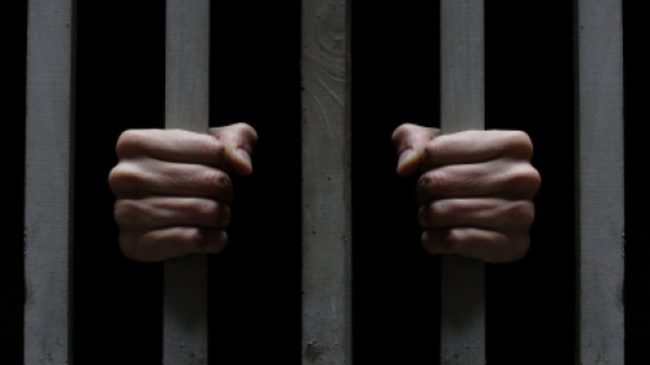Deputetja i thotë burgut “hapu”| Akuzohet për…