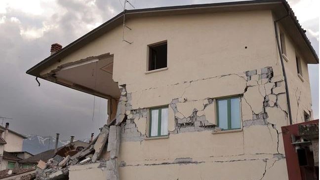 Tërmeti shkatërrues, vdesin 26 persona, plagosen dhjetëra…
