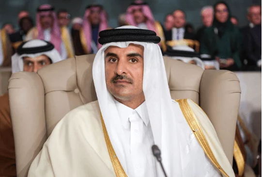 Emiri i Katarit reagon pas kritikave për…