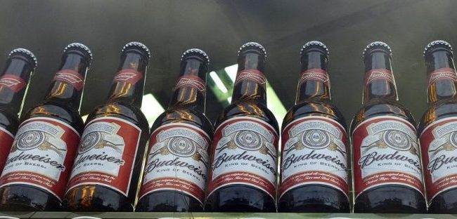 Katari ndalon shitjen e alkool-it në stadiumet…