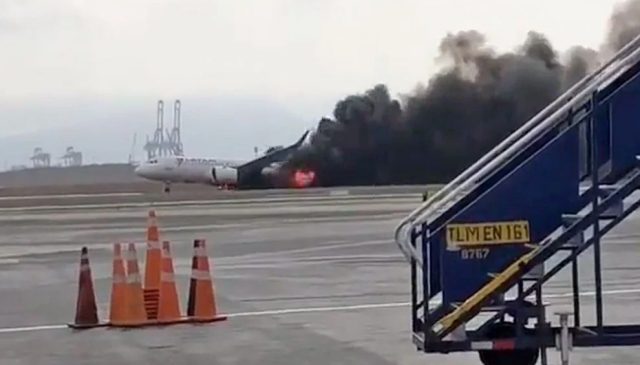 Aeroplani përplaset me kamionin e zjarrfikësve, raportohet…