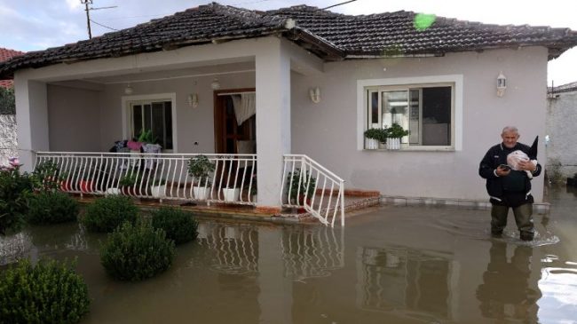 Përmbytjet në vend/ 70 persona të evakuuar…