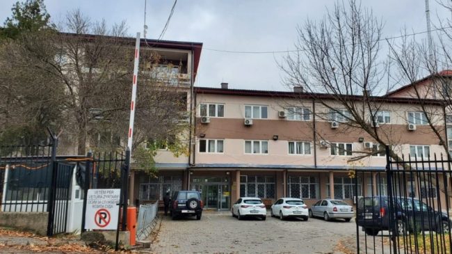 Tensione në veri të Kosovës, dhunohet një…