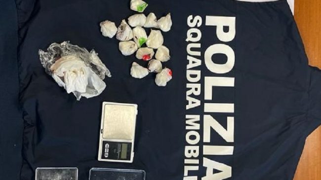 Itali/ Trafikantit shqiptar i gjendet kokaina që…