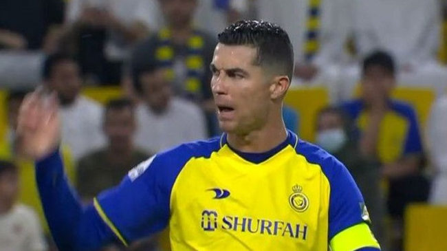 VIDEO/ Arbitri i ndaloi kundërsulmin, tërbohet Ronaldo