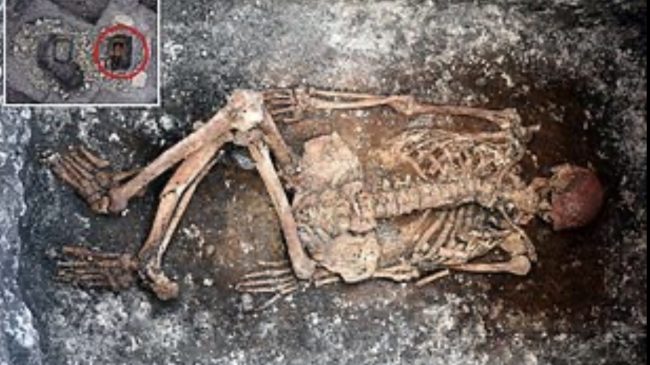 Zbulohen skelete të Epokës së Bronzit me…