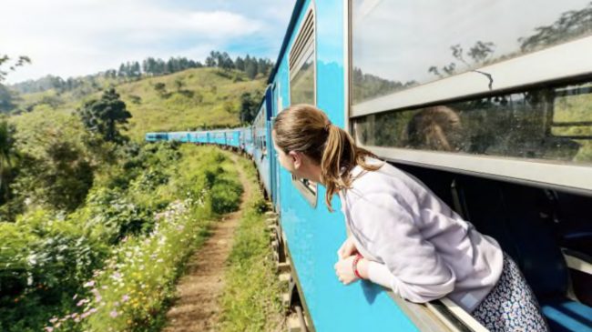 Spanja po ofron udhëtime falas me tren…