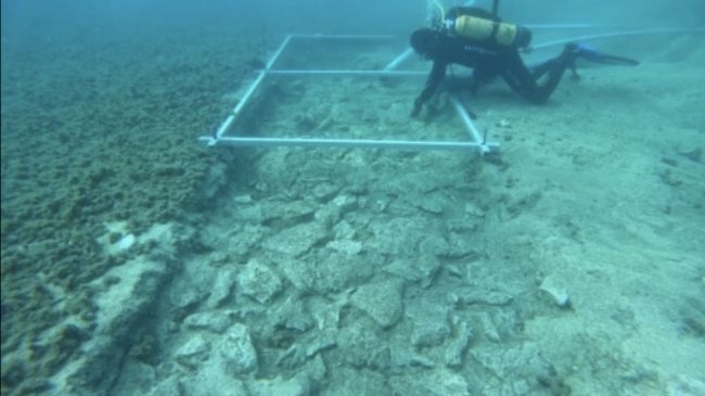Shkencëtarët zbulojnë rrugën 7000-vjeçare nën ujë, në…