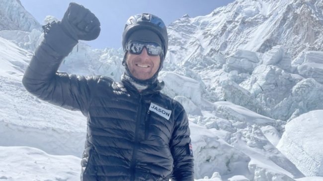 Alpinisti vdes, pak momente pasi ngjiti majën…