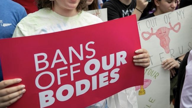 Danimarka lejon abortet për vajzat adoleshente pa…