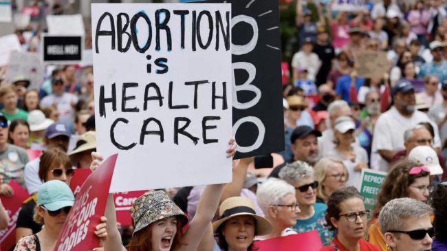 Karolina e Veriut ndalon abortin pas javës…