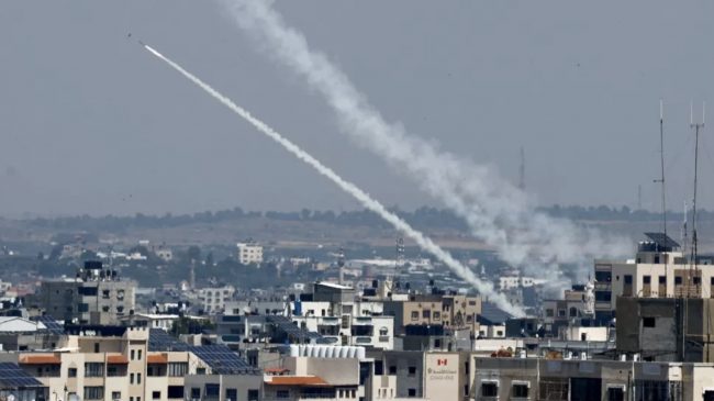 Izraeli dhe militantët e Gazës në luftimet…