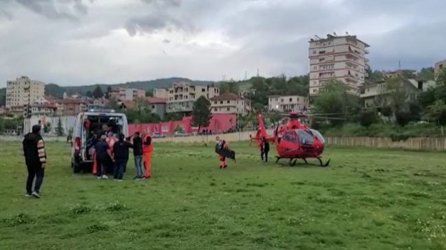 Nisen me helikopter në Tiranë të plagosurit…